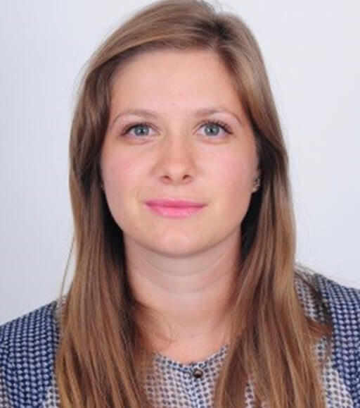 Курсист Силвена Христова