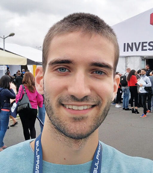 Курсист Златан Иванов